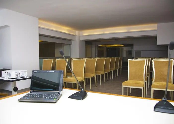 Astron Hotel